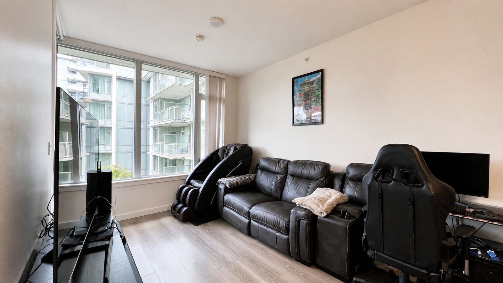 Property Photo:  3333 Sexsmith Road 703  BC V6X 0R7 