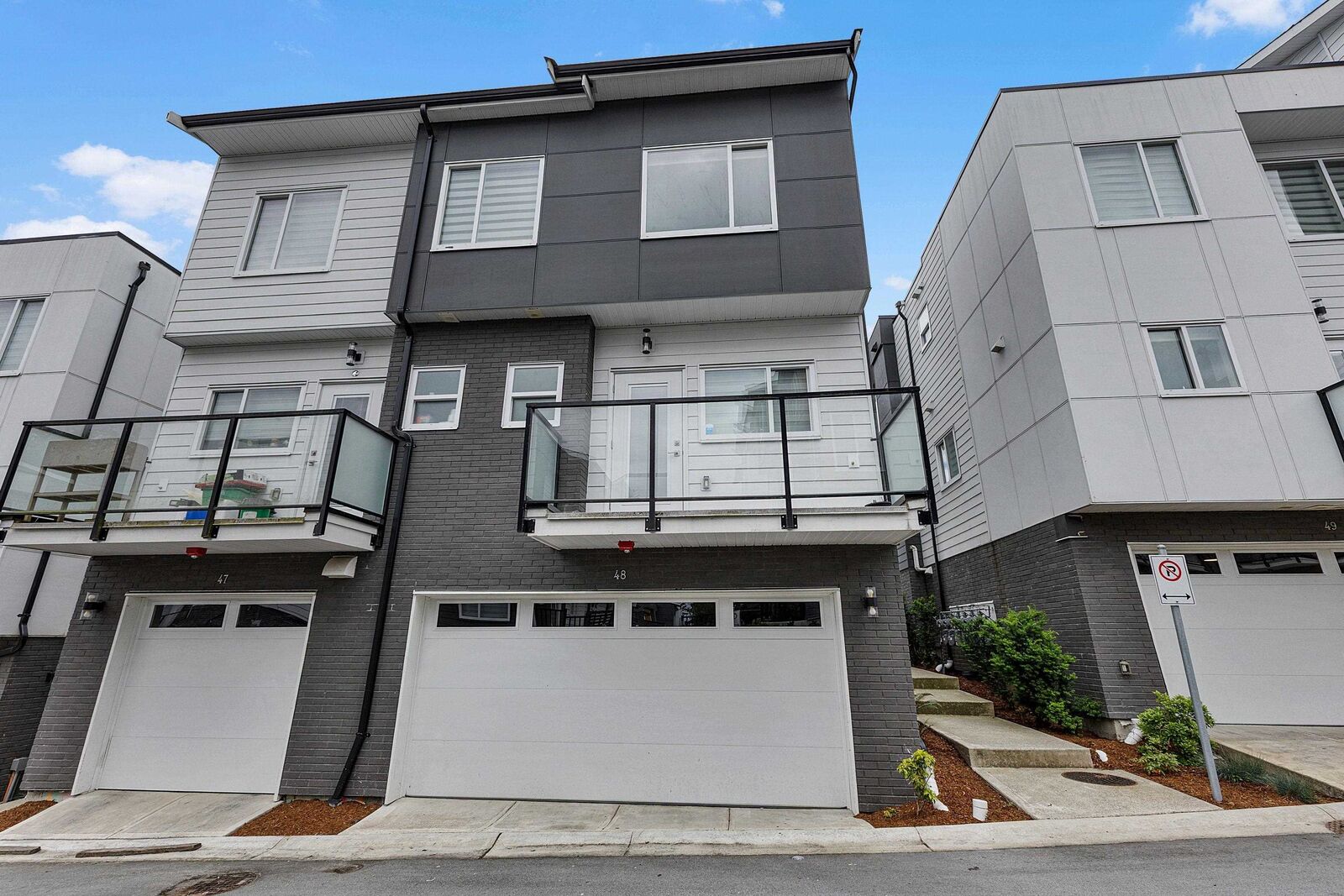 Property Photo: 9652 162A Street 49 BC V4N 2E4
