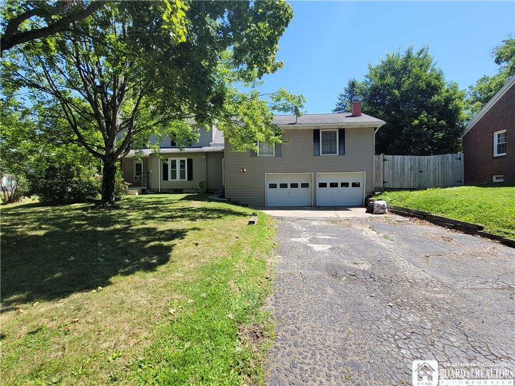 Property Photo:  215 Cole Avenue  NY 14701 
