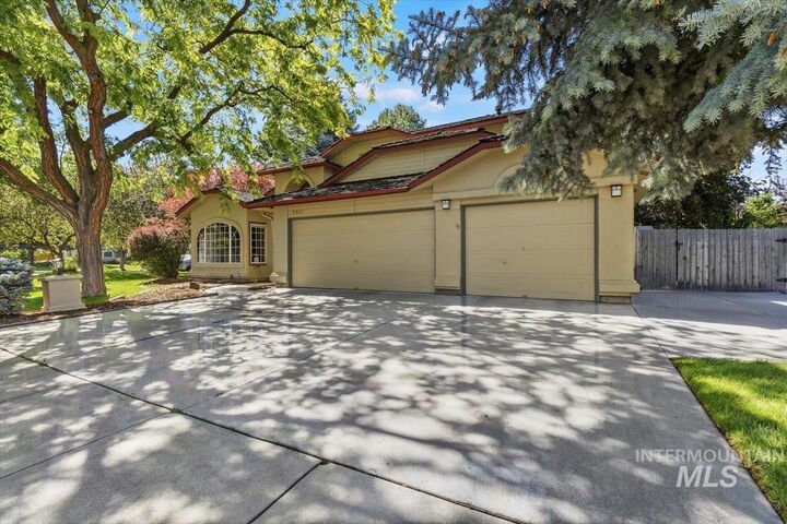 Property Photo: 8001 W Innsbrook Ct ID 83704