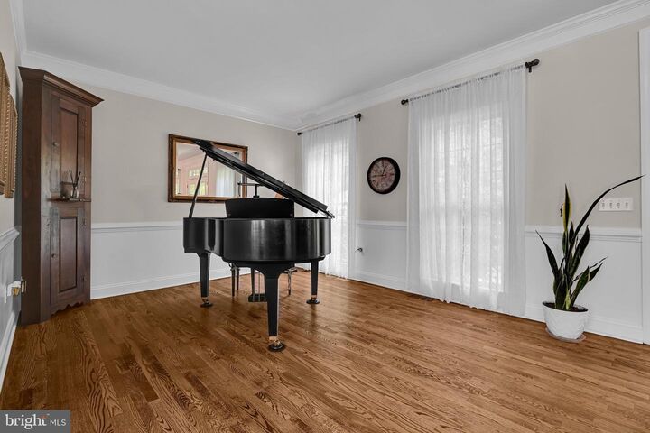 Property Photo: 2475 Woodland Hills Court PA 18055