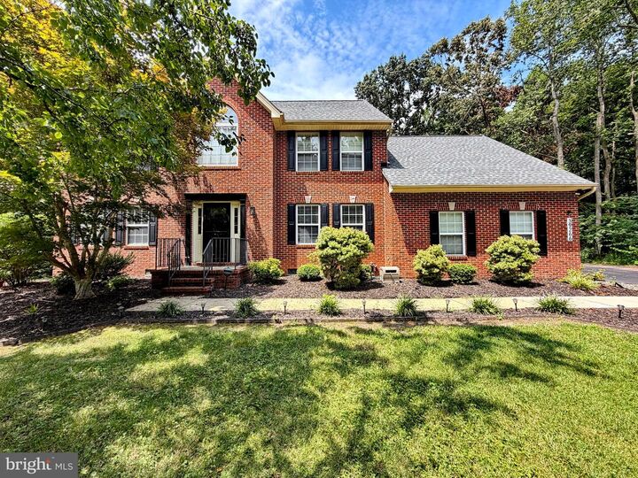 Property Photo: 39266 Persimmon Creek Road MD 20659