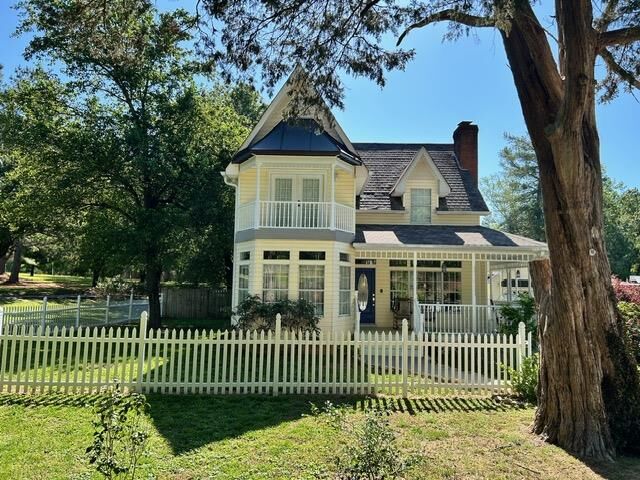 Property Photo:  2906 Reed Road  GA 30721 