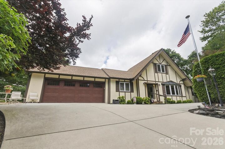 Property Photo:  2484 Connestee Trail  NC 28712 