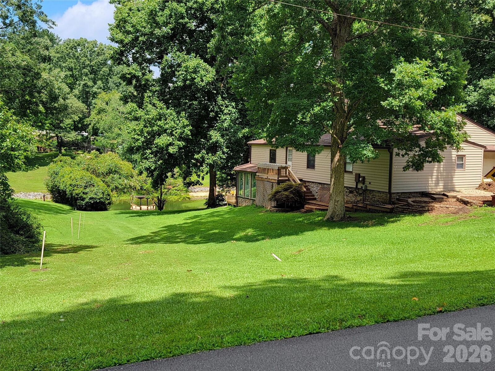 Property Photo:  7224 Right Angle Street  NC 28673 