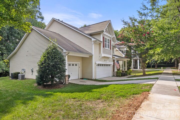 Property Photo:  1334 Sarandon Drive  NC 28104 