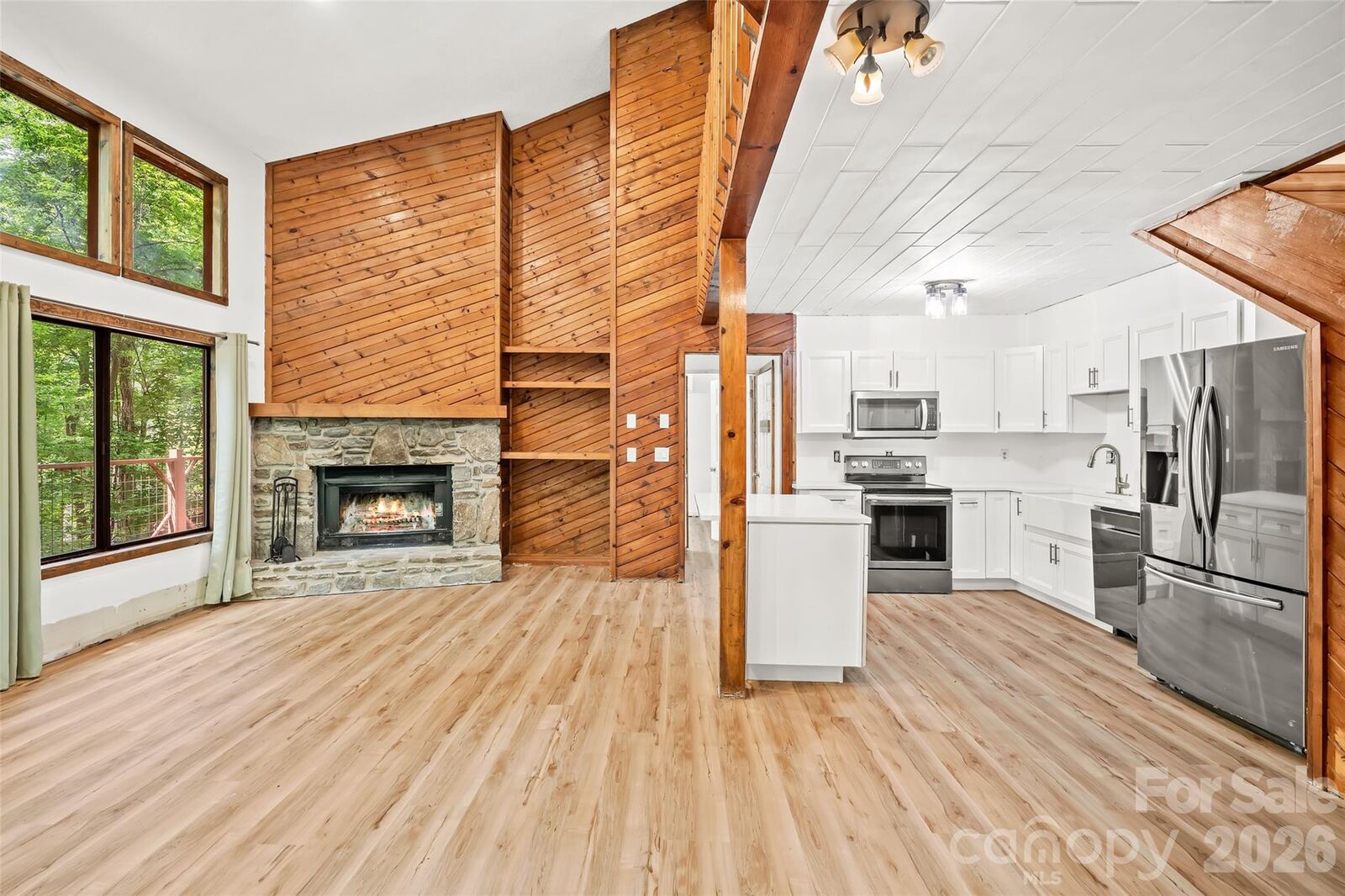Property Photo: 48 Gold Finch Lane NC 28751