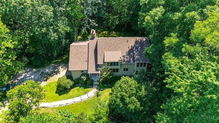Property Photo:  2181 Carriage Station Road  OH 45103 
