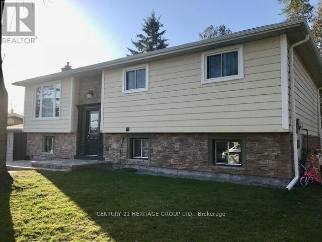 Property Photo: 324 Adeline Drive ON L4P 3C2