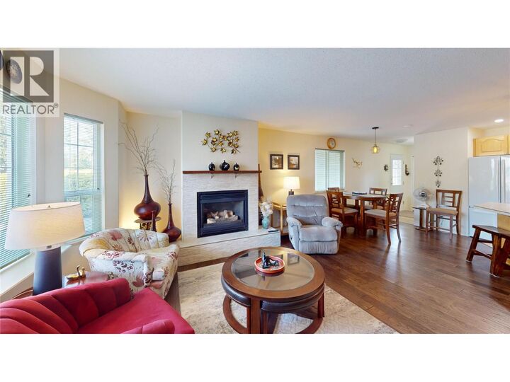1510 Birch Street 7 — photo 1