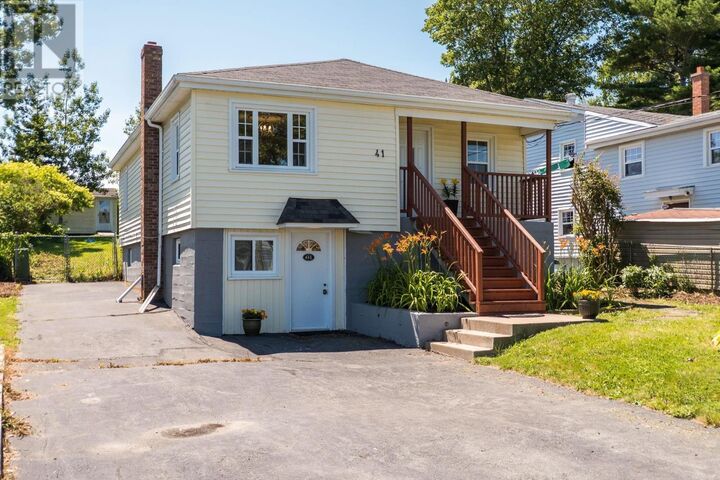 Property Photo:  41 Pine Grove Drive  NS B3R 1S2 