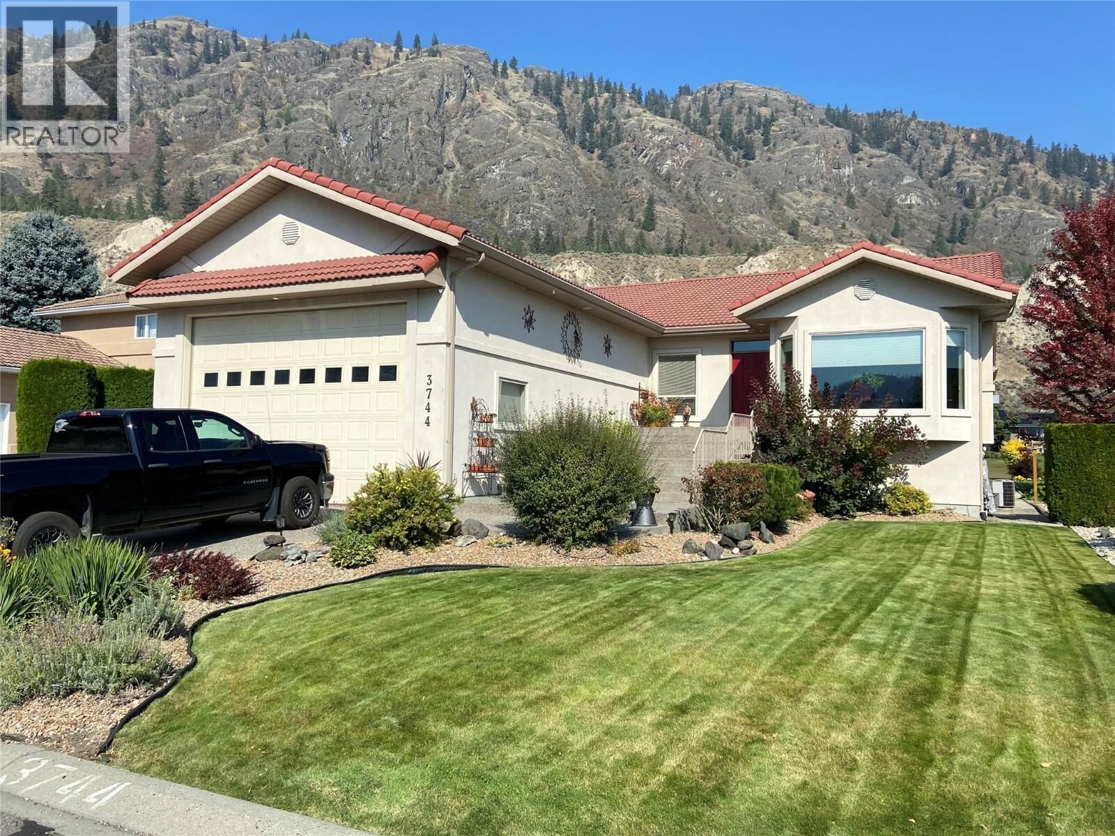 Property Photo: 3744 Navatanee Drive BC V2H 1S1