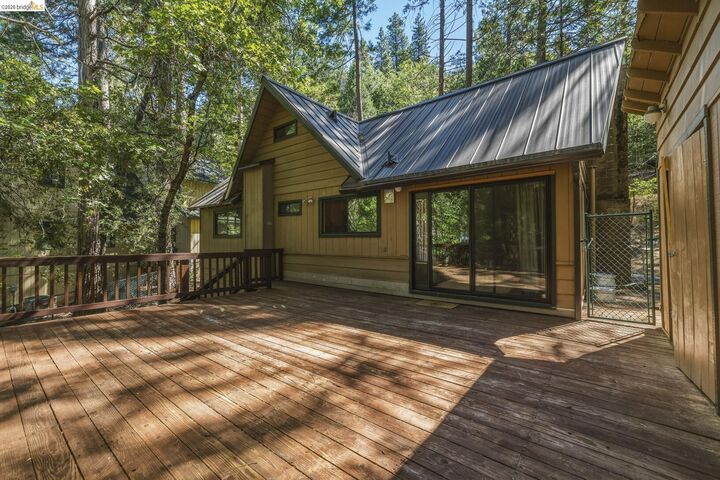 Property Photo: 18515 Wildwood Dr CA 95383