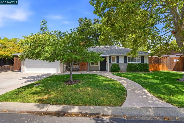 Property Photo: 166 Cynthia Dr CA 94523