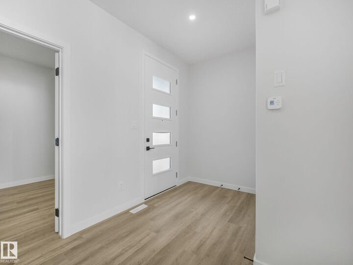 Property Photo:  239 Kinglet Boulevard NW  AB T5S 0S6 