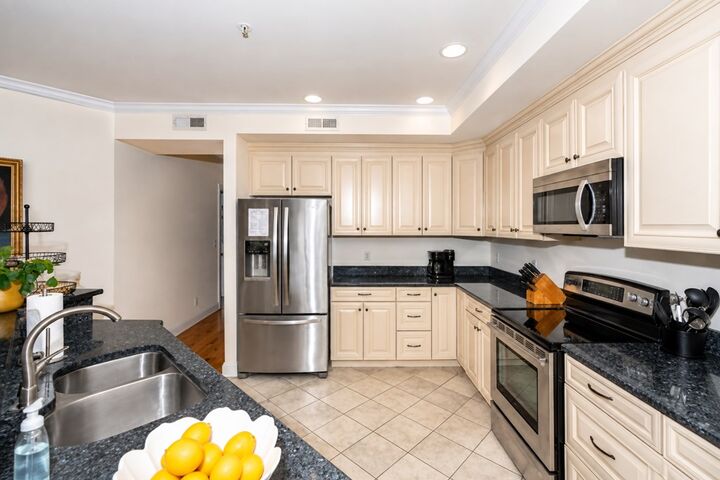 Property Photo:  6321-315 Captains Lane  VA 23336 