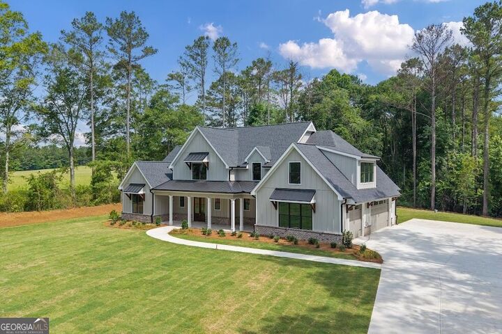 Property Photo:  135 Martin Cemetery Road  GA 30117 