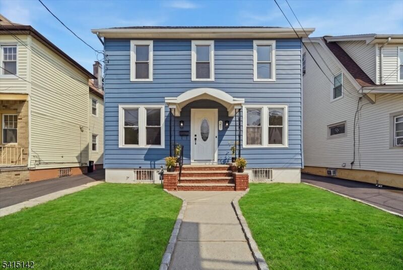 Property Photo:  21 Hazard Pl  NJ 07208 