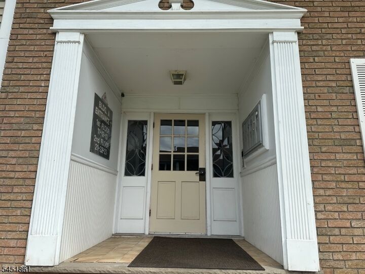 Property Photo:  105 Newark Pompton Tpke 13B  NJ 07440 