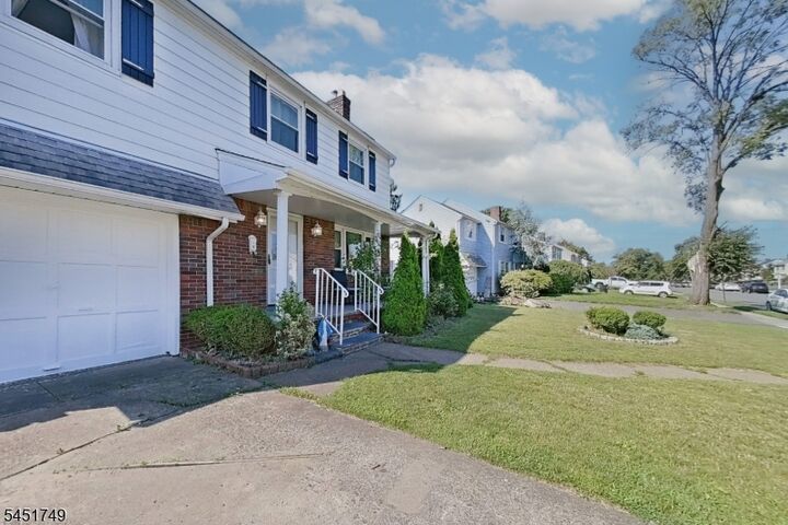 Property Photo: 112 Elmwood Dr NJ 07407