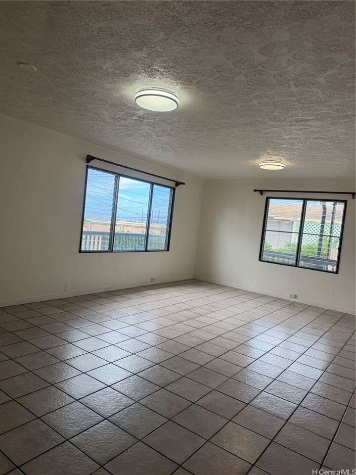 Property Photo:  92-772 Maalili Place  HI 96707 