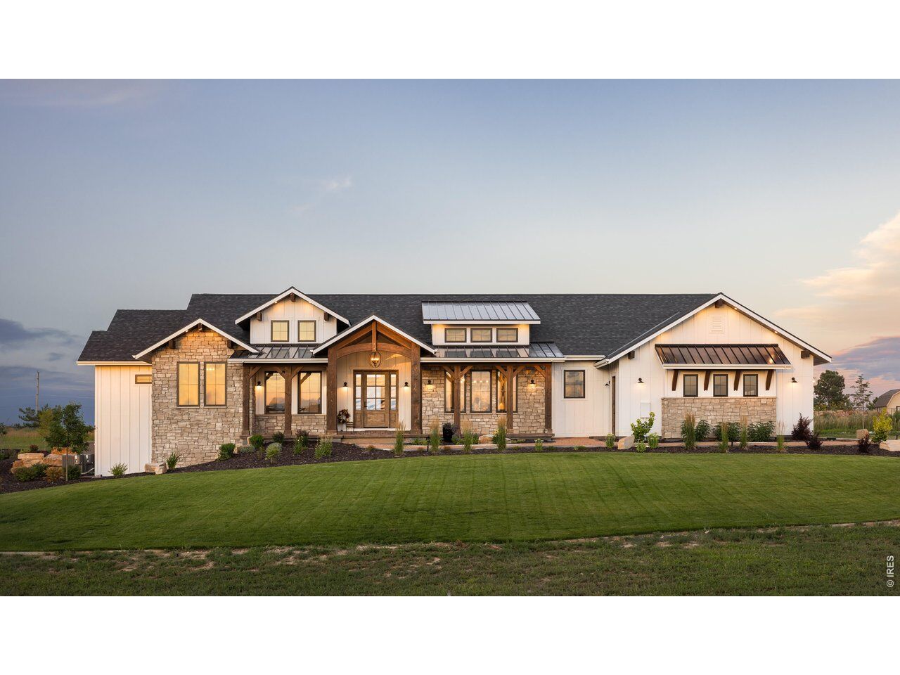 Property Photo:  35168 Hillhouse Ln  CO 80550 
