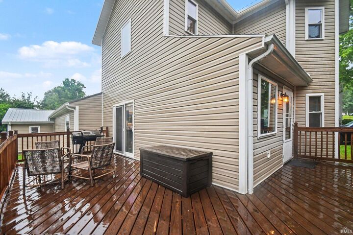 Property Photo:  523 E Spring Street  IN 46761 