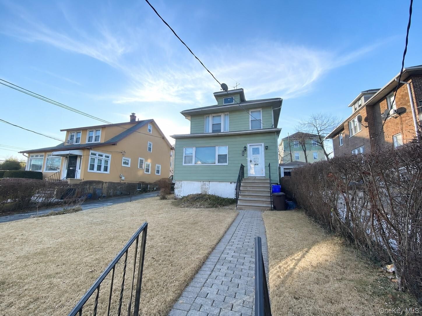 Property Photo: 640 S 6th Avenue NY 10550
