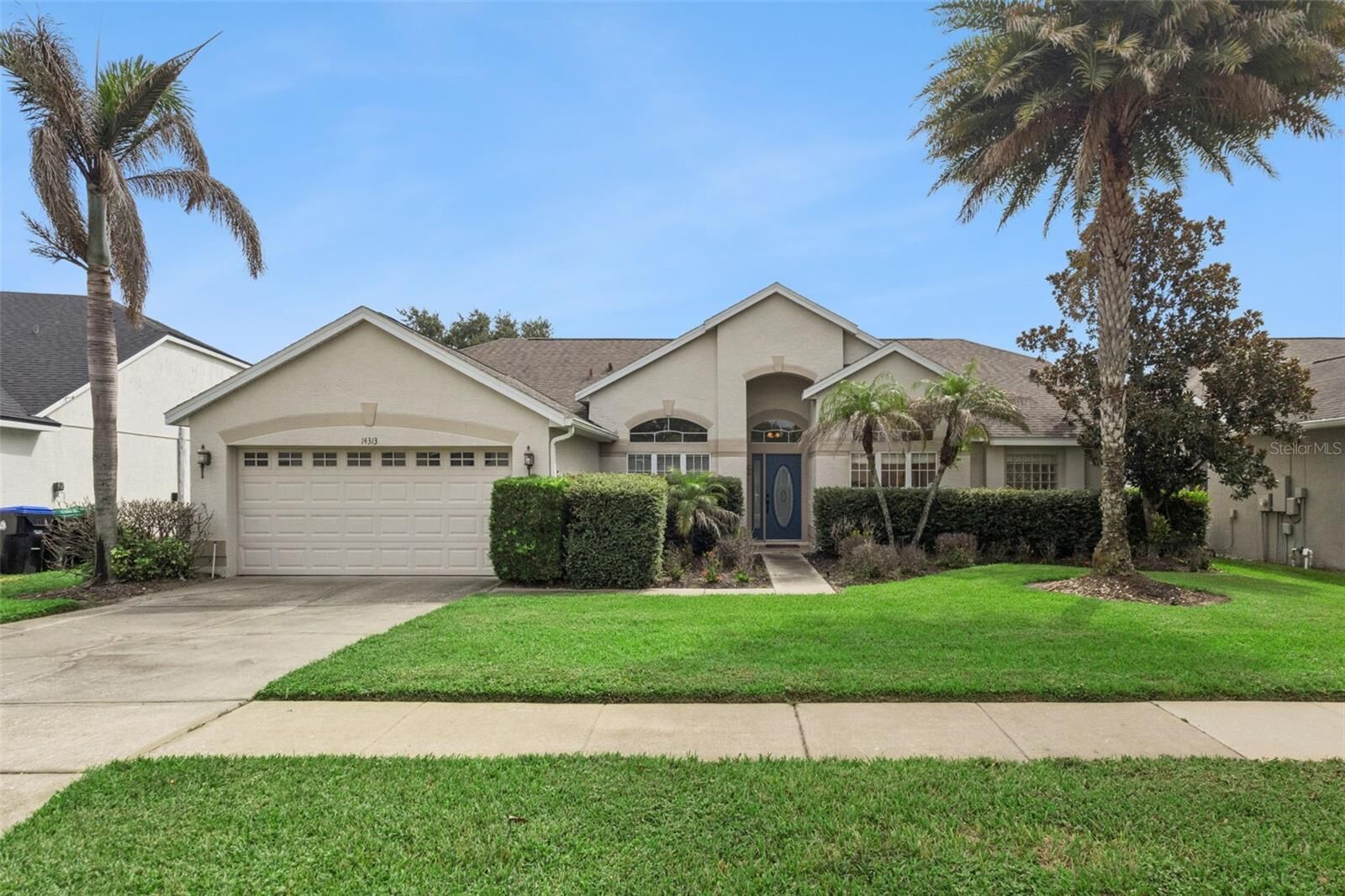 Property Photo:  14313 Roxshire Drive  FL 32837 