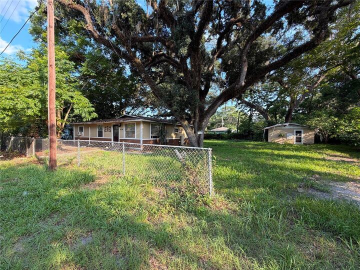 Property Photo: 9314 Mango Street FL 34654