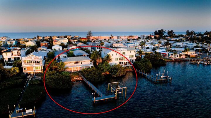 Property Photo:  2512 Avenue A  FL 34217 