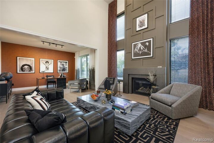 Property Photo:  2085 Kohli Drive  MI 48083 