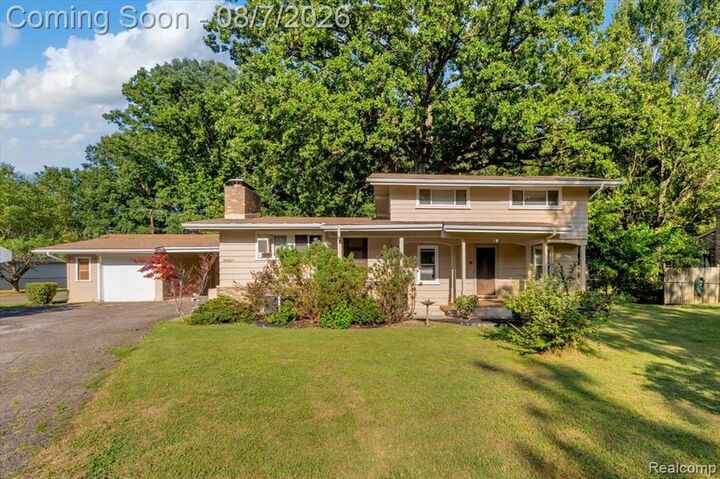 Property Photo: 28457 Relda Drive MI 48183 5079