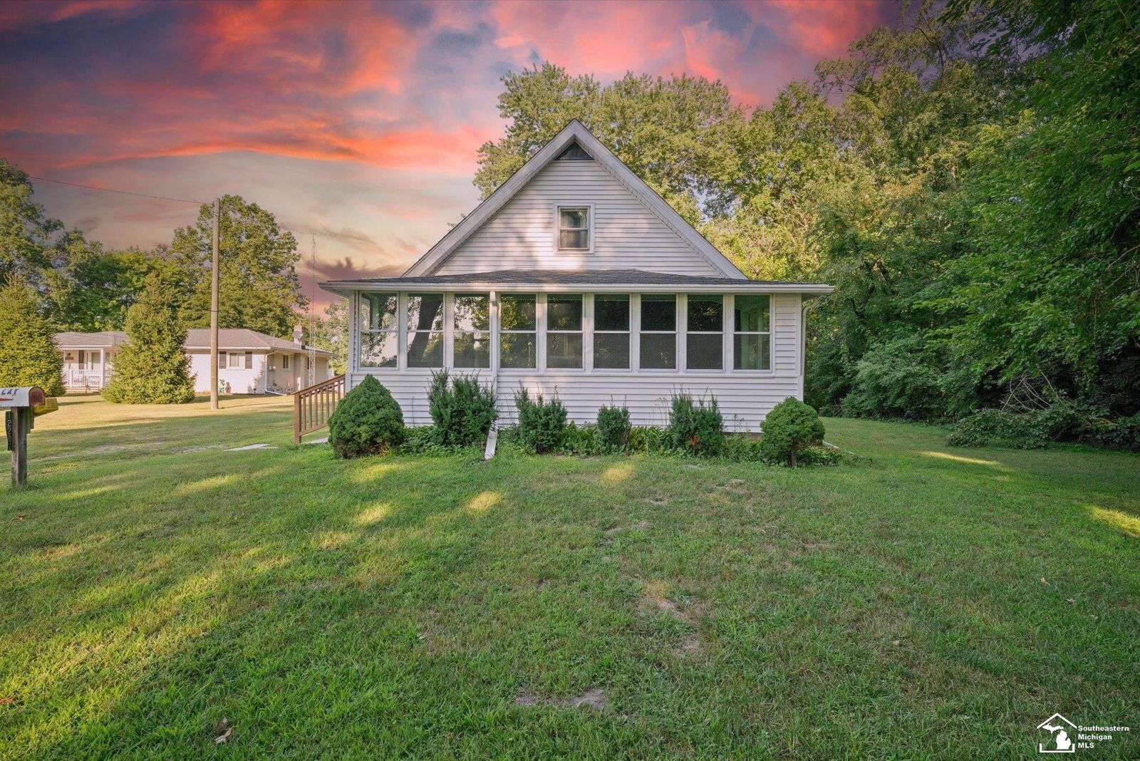 Property Photo:  12202 Harris Street  MI 48117-9501 