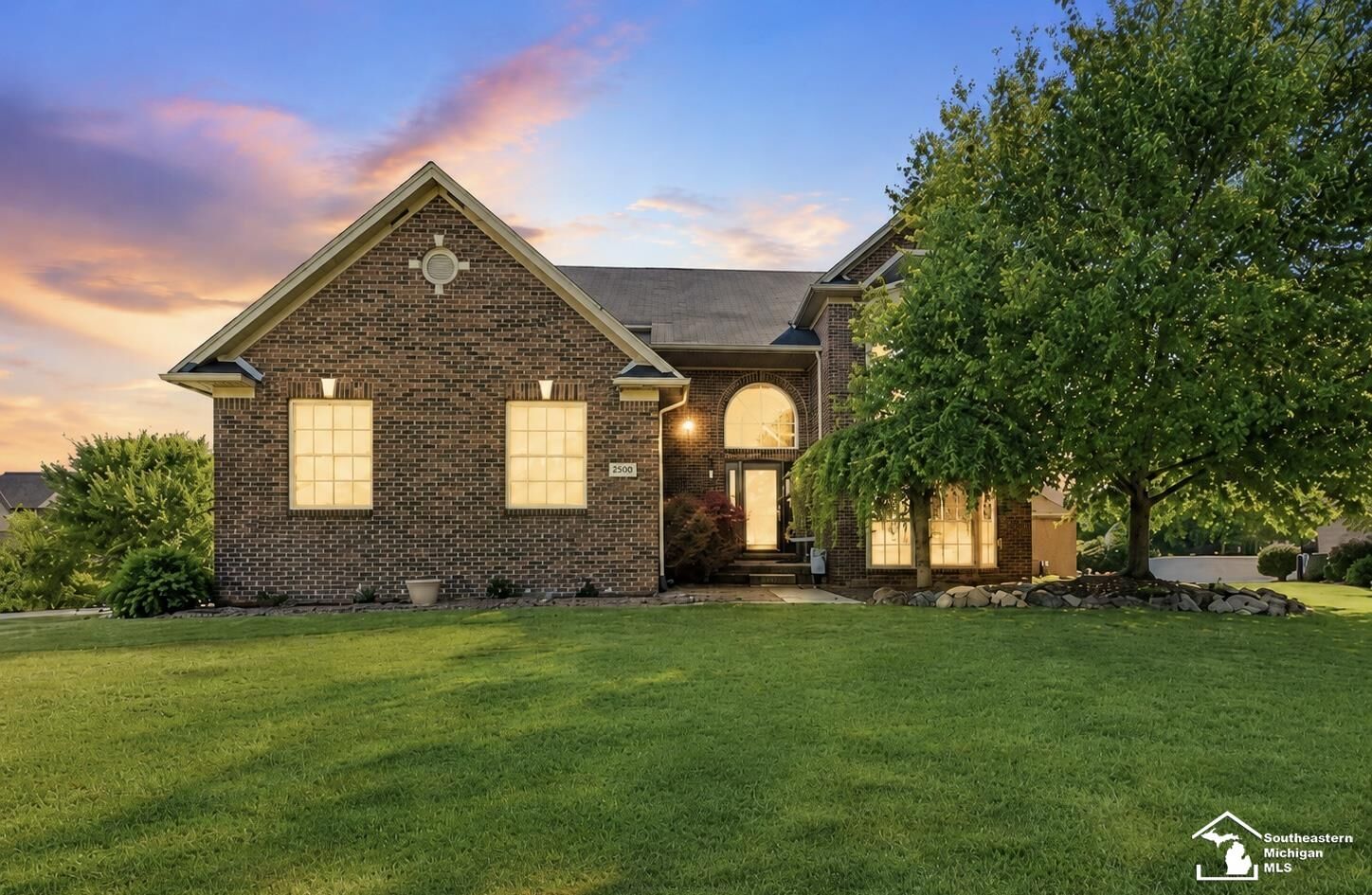 Property Photo: 27012 Mary Court MI 48134
