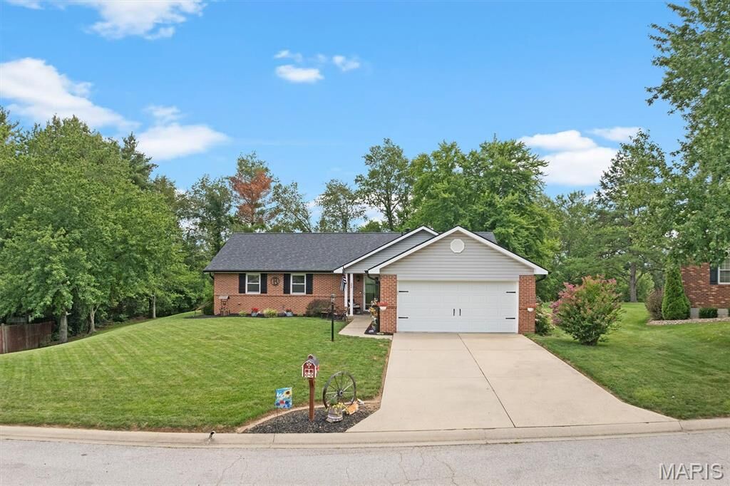 Property Photo: 22 Three Wood Drive IL 62220
