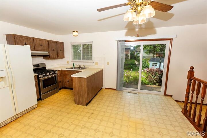 Property Photo: 728 Stonesign Drive MO 63026