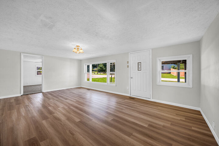 Property Photo:  207 E North Street  IL 61745 