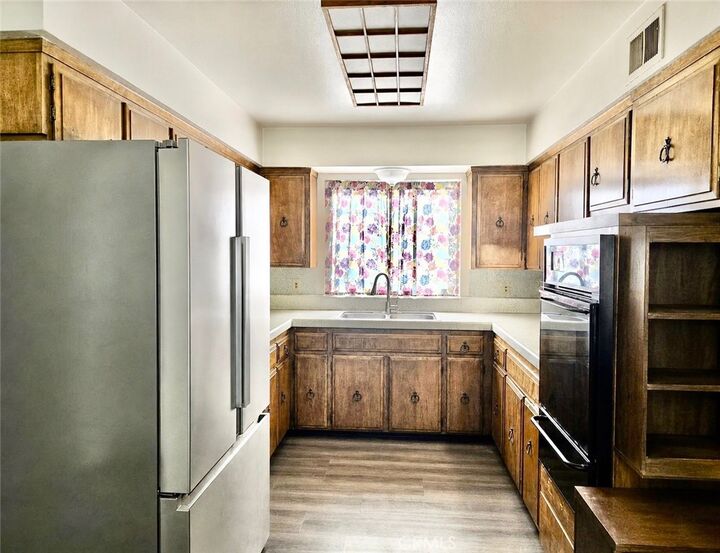 Property Photo:  1445 Fordham Avenue  CA 93611 
