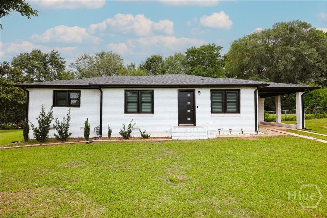 Property Photo:  2055 Mabry Drive  GA 30605 