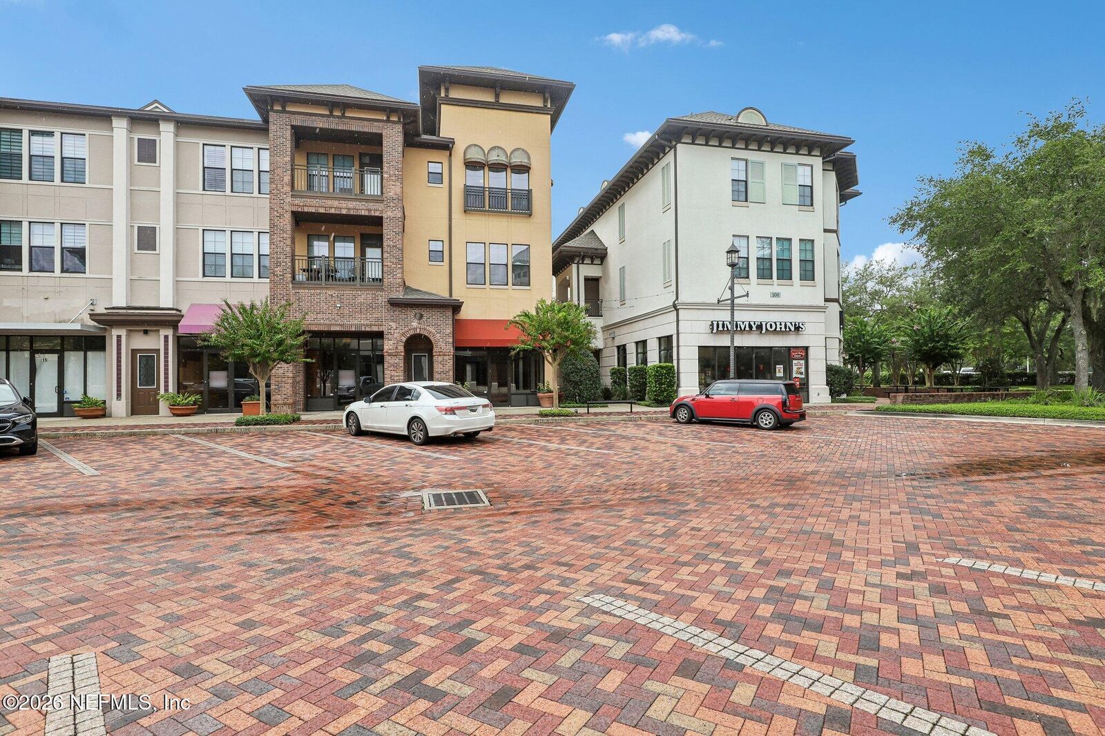 Property Photo: 9823 Tapestry Park Circle 119 FL 32246