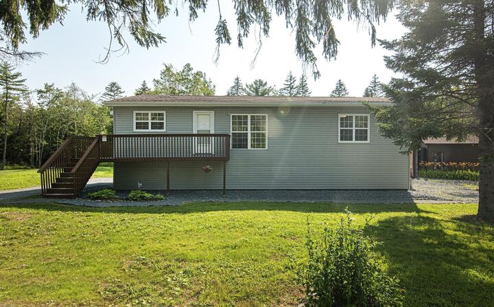 Property Photo: 2732 Sackville Drive NS B4E 3C3