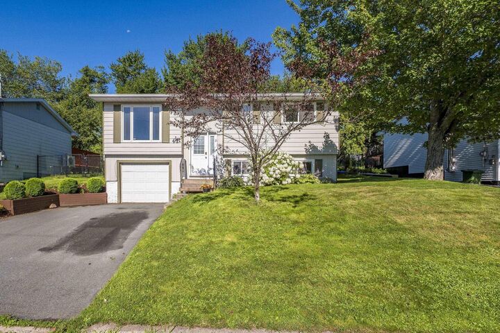 Property Photo: 42 Paxton Drive NS B2W 4T2
