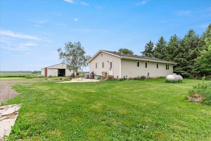 Property Photo:  20274 US Highway 169  MN 56353 