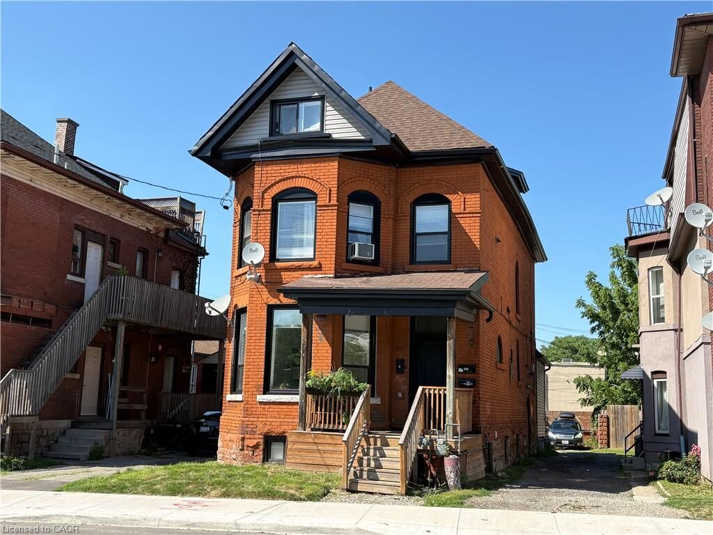 Property Photo:  507 Wilson Street  ON L8L 1T4 