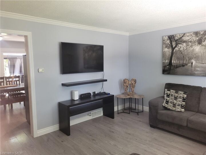 Property Photo: 23 Bentley Place ON L9C 2R5