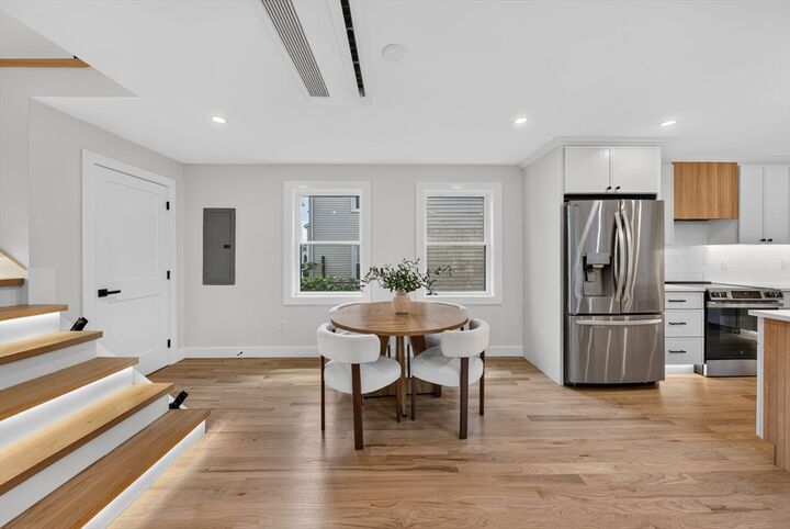 Property Photo:  20 Washington Pl  MA 02148 