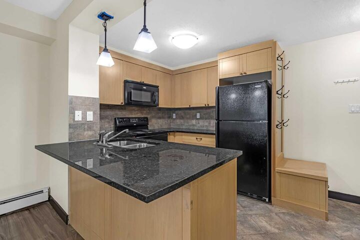 Property Photo: 315 50 Avenue SW 108 AB T2S 1H3