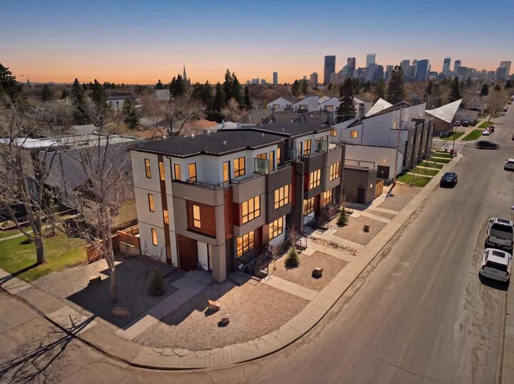 Property Photo: 2122 7 Street NW AB T2M 1K3