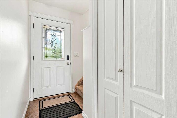Property Photo:  10214 70 Avenue  AB T8W 2Y5 